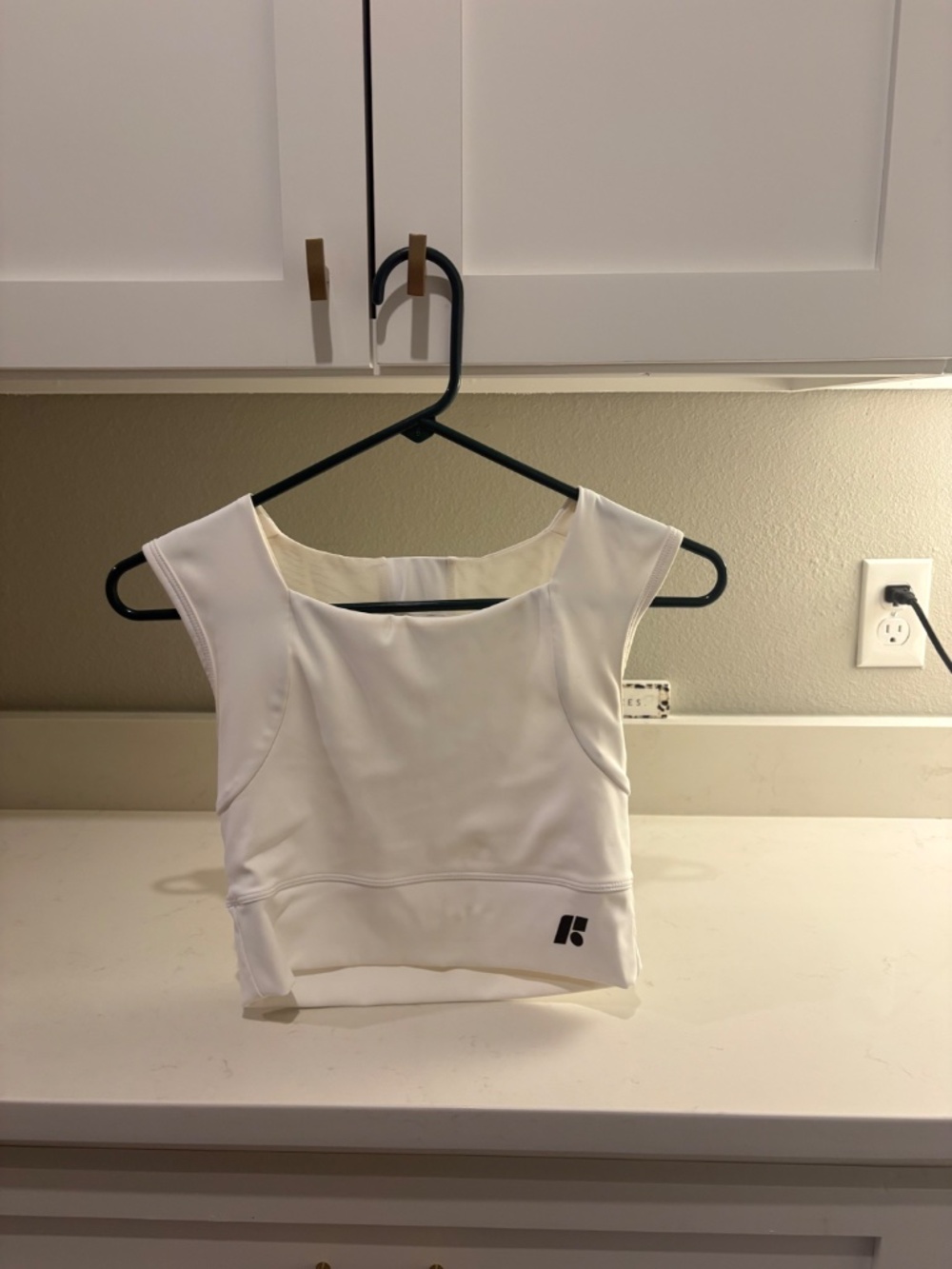 Forme Bras - Picture 3 of 4
